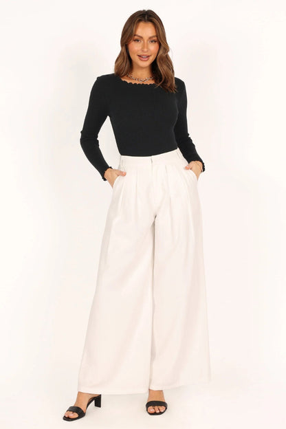Serene | Lettuce Edge Round Neck Long Sleeve T-Shirt