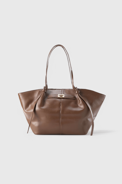 Clio Handbag with Classic Structure - Lora Toronto