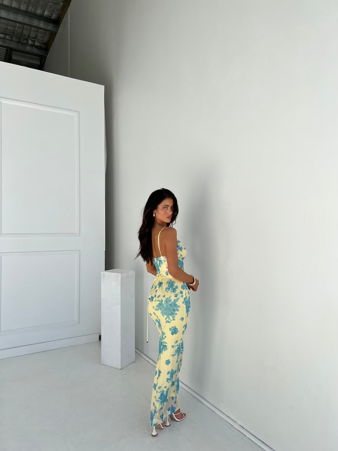 Indie | Sleeveless Floral Maxi Dress - Lora Toronto
