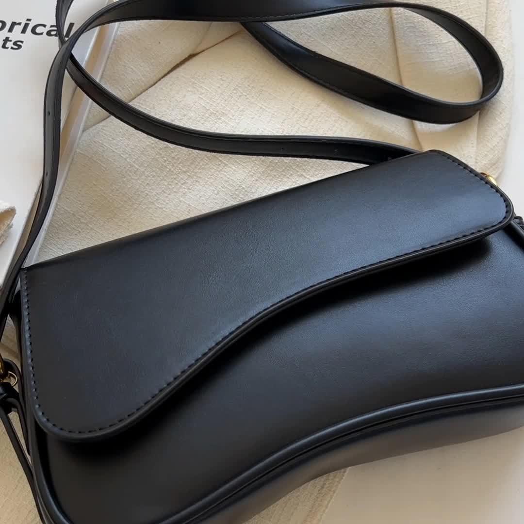 The Noir Crossbody Bag - Lora Toronto