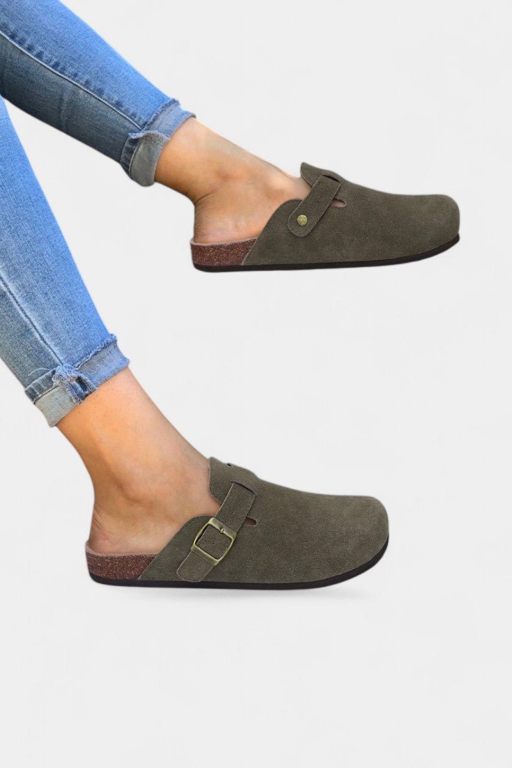 Tia Robust Suede Clogs - Lora Toronto